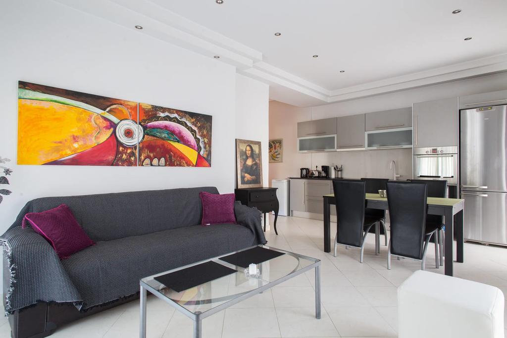 Glyfada Riviera Home Atenas Exterior foto